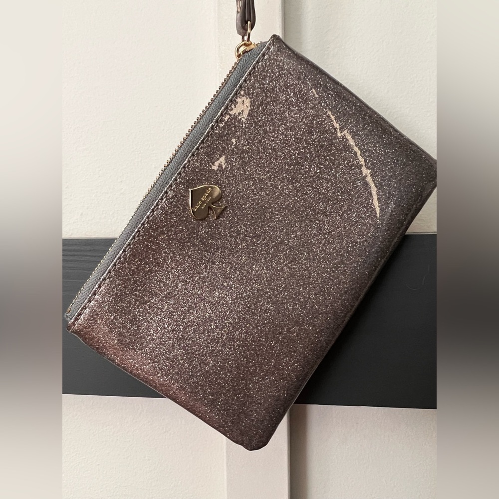 Kate Spade Wristlet \ Clutch